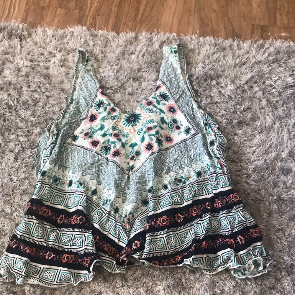 O’Neil patterned top